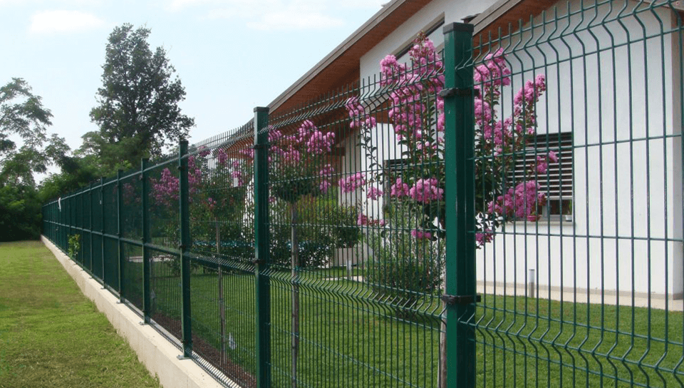 Bahçe Çiti Satın Alma Rehberi: Hangi Çit Sizin İçin Doğru?