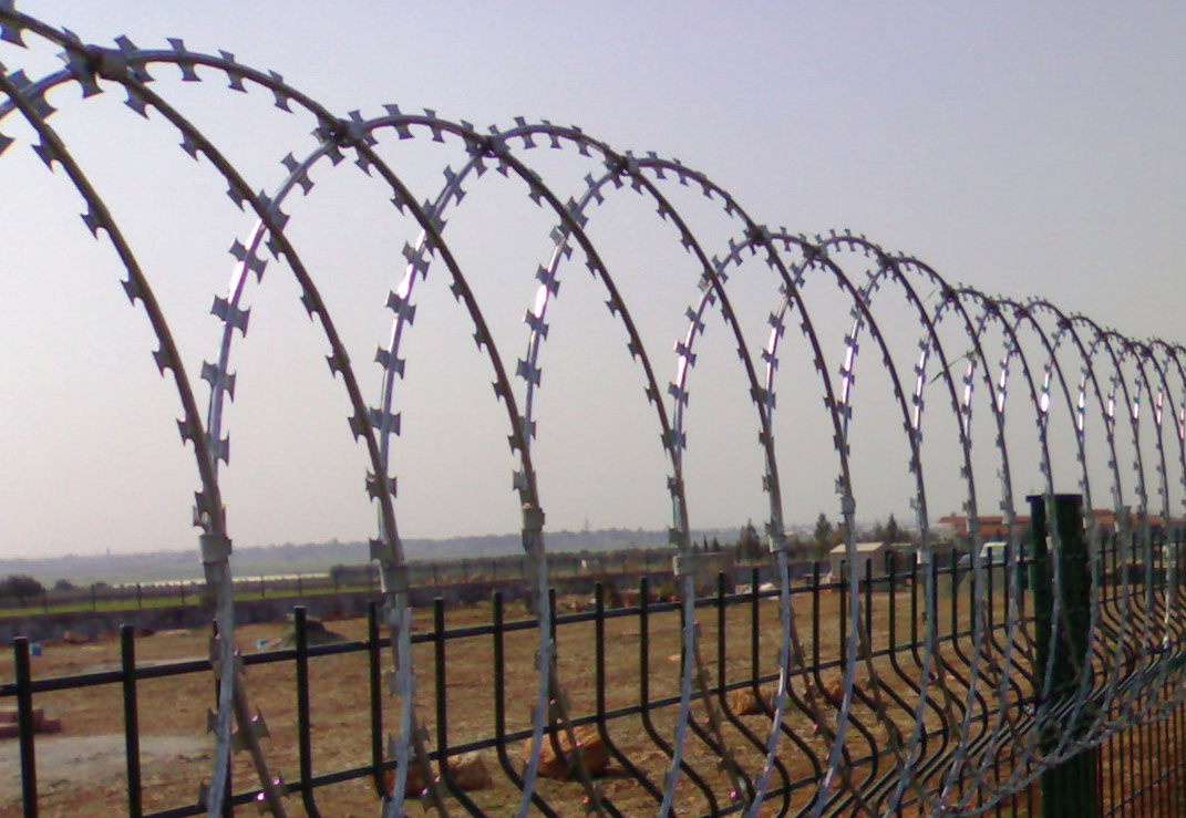 Jiletli Tel Sistemleri